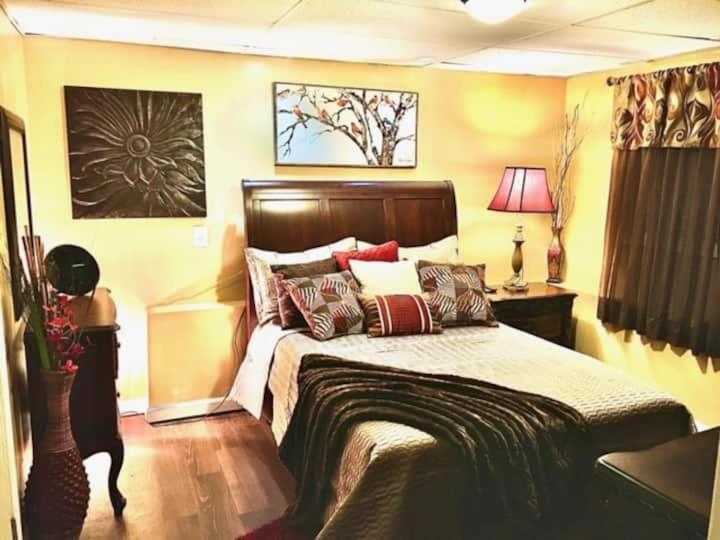 Charity'S Haven II Apartment วอลดอร์ฟ ภายนอก รูปภาพ