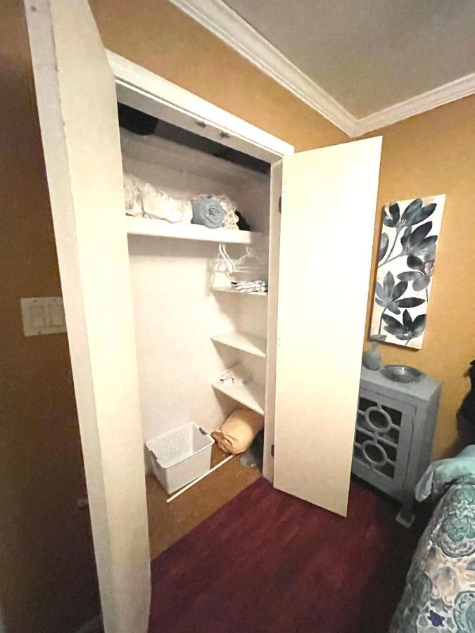Charity'S Haven II Apartment วอลดอร์ฟ ภายนอก รูปภาพ